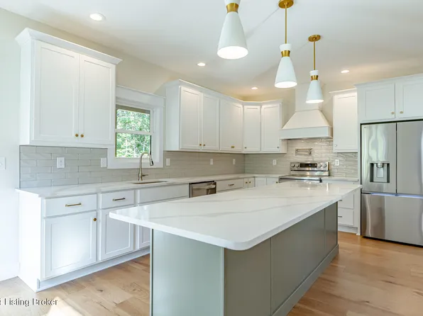 10 Raspberry Ct, Brandenburg, KY 40108