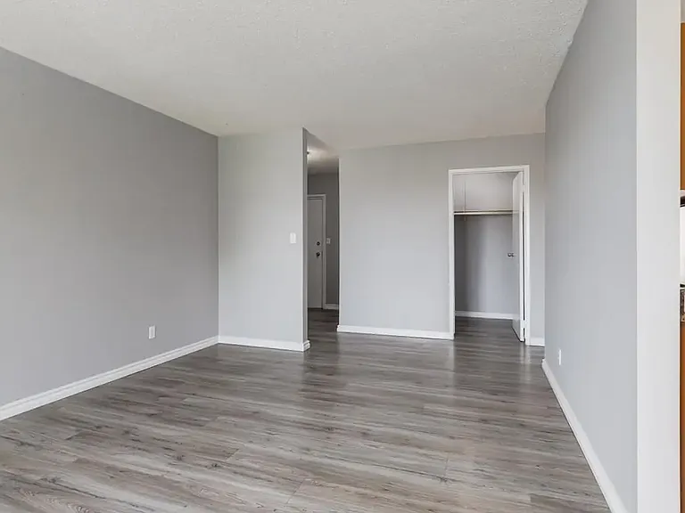 64 Corbitt Way SE — Photo 12