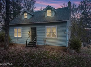 2977 Owego Tpke, Hawley, PA 18428