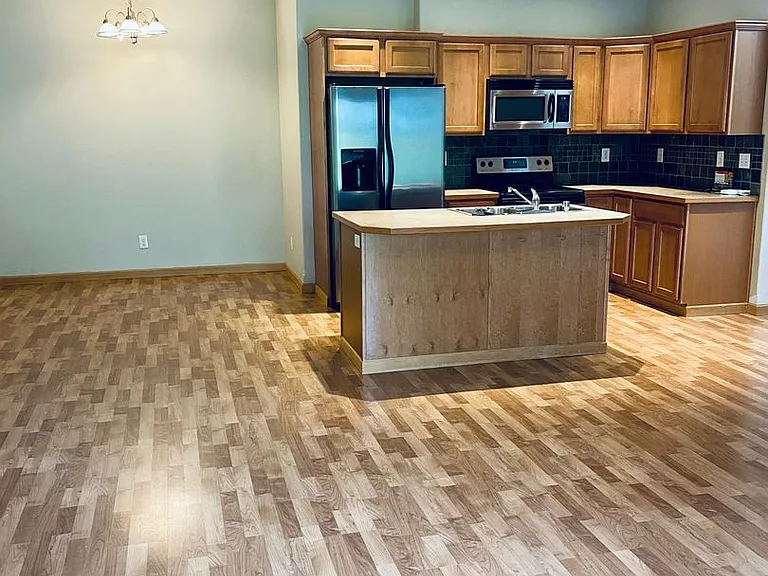 206 E Elcliff Rd — Photo 4