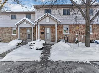 217 Martinet Ave #17, London, ON N5V 4P5