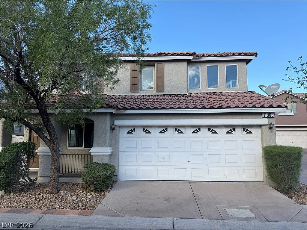 3 bed, 2.5 bath, 1486 sqft, $2,000 — Photo 1