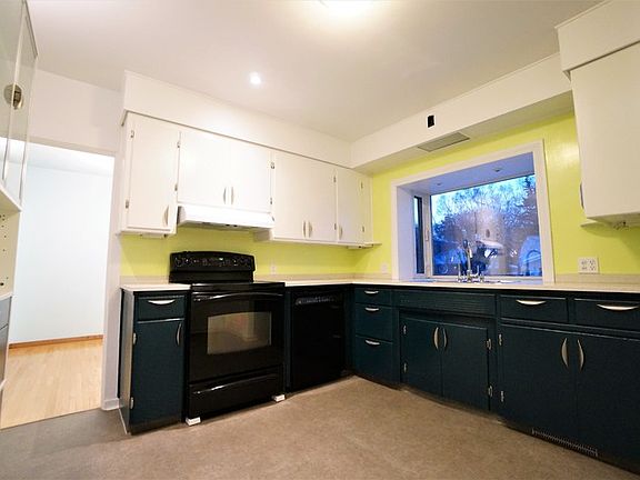 2nd image of 7626 118th St NW