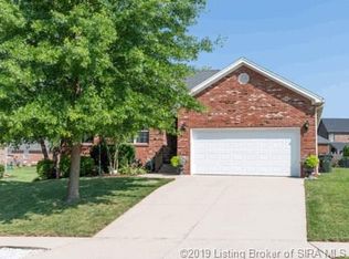 3207 Rosemont Dr, Jeffersonville, IN 47130
