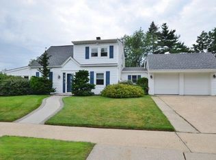 44 Circle Ln, Levittown, NY 11756