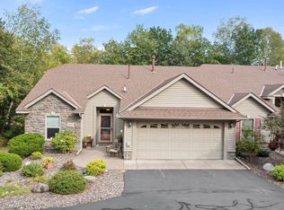 29573 Mentzer Ct, Lindstrom, MN 55045