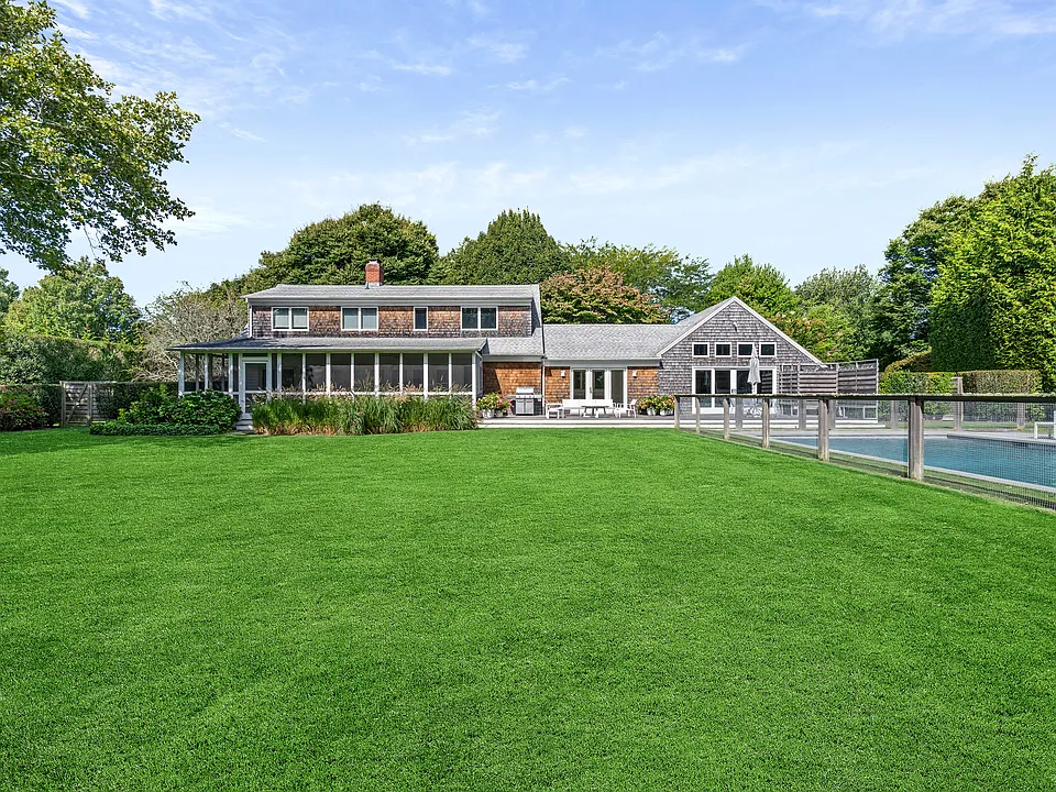 31 Kellis Pond Ln