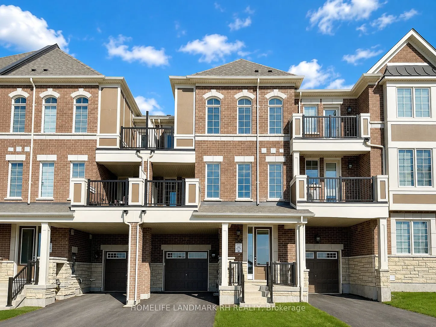 3 bed, $3,200 — Photo 1