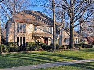 28930 Turnbridge Rd, Bay Village, OH 44140