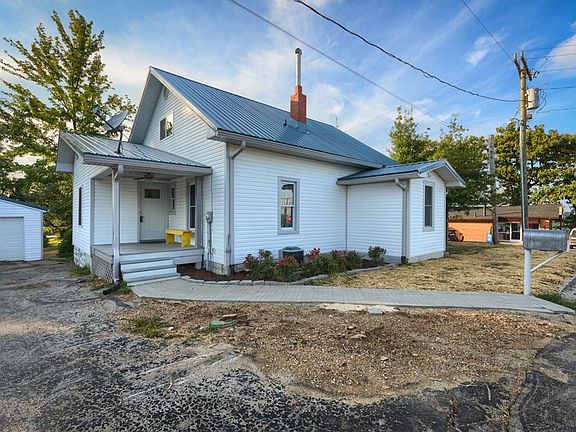 4th image of 15 Scenic Hilltop Ln