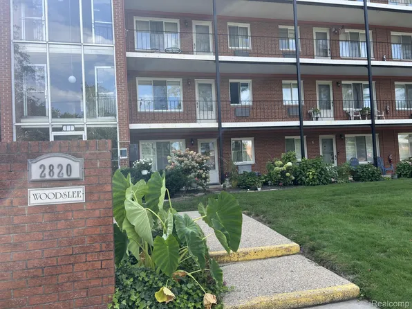 2820 Woodslee Dr APT 107, Royal Oak, MI 48073