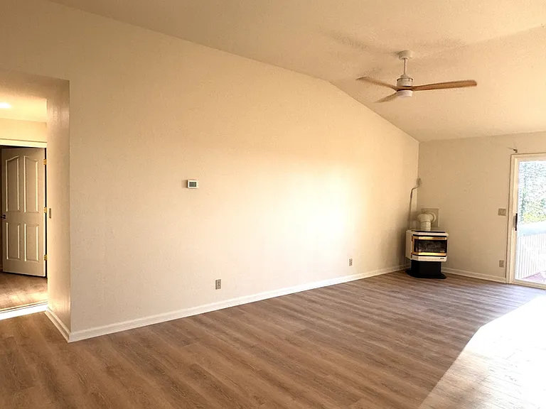 146 Northridge Dr — Photo 20