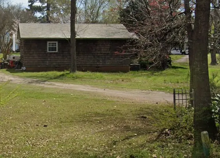 1495 Highway 57 S — Photo 1