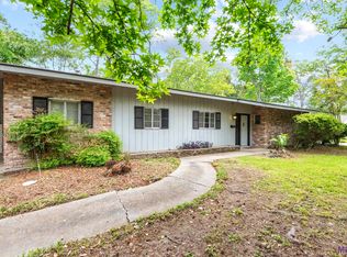 9823 Damuth Dr, Baton Rouge, LA 70815
