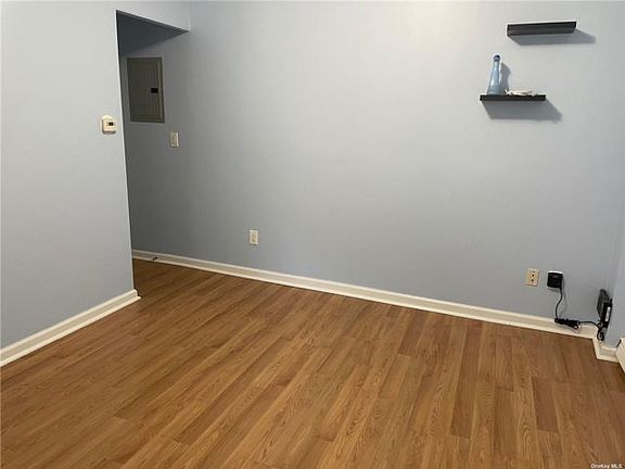 5th image of 22270 Braddock Ave