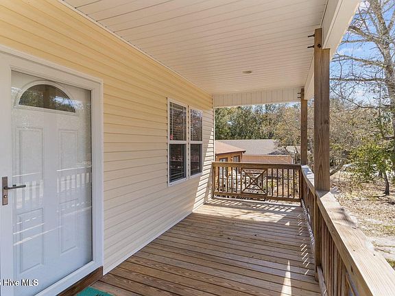 3rd image of 150 NE 30th Street