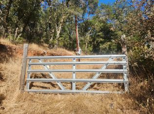 19600 Martinsburg Ln, Penn Valley, CA 95946