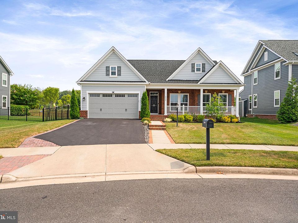 1st image of 2525 Sweet Clover Ct