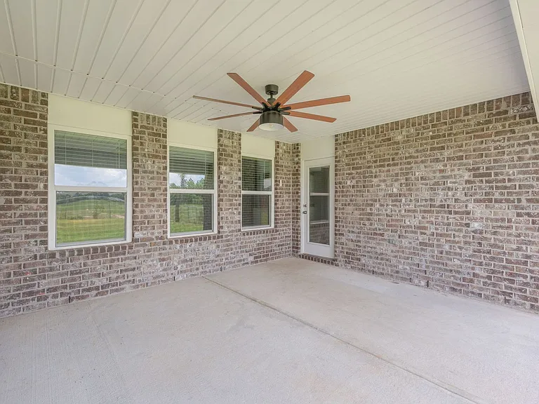 5092 Gaineswood Dr — Photo 40