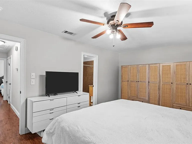 2517 W Tennessee Ave — Photo 23