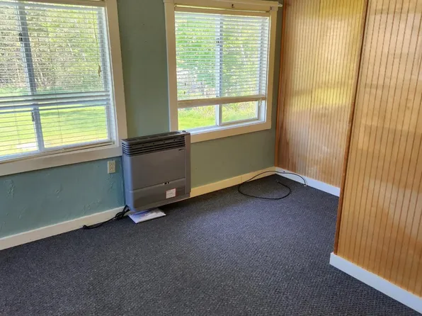 366 S South Deer Isle Road Road, Deer Isle, ME 04627