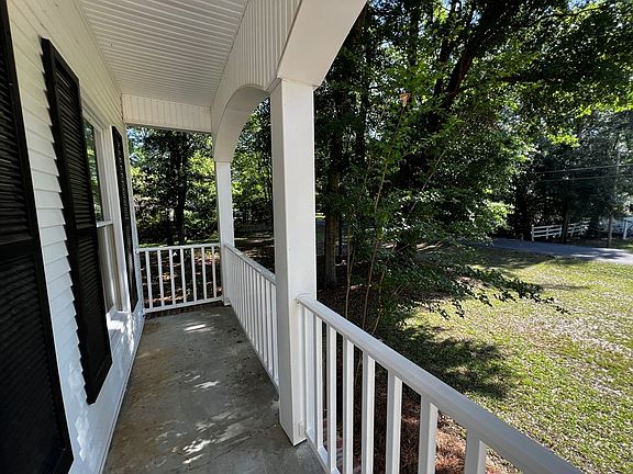 5th image of 123 Vann Dr