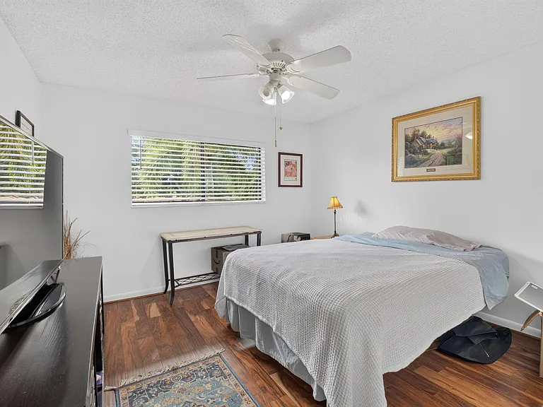 15075 Witney Rd #212 — Photo 20