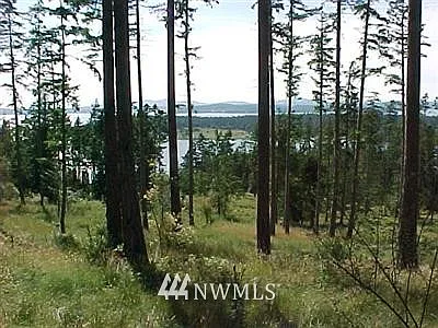 10 0 Mariner Drive photo 1