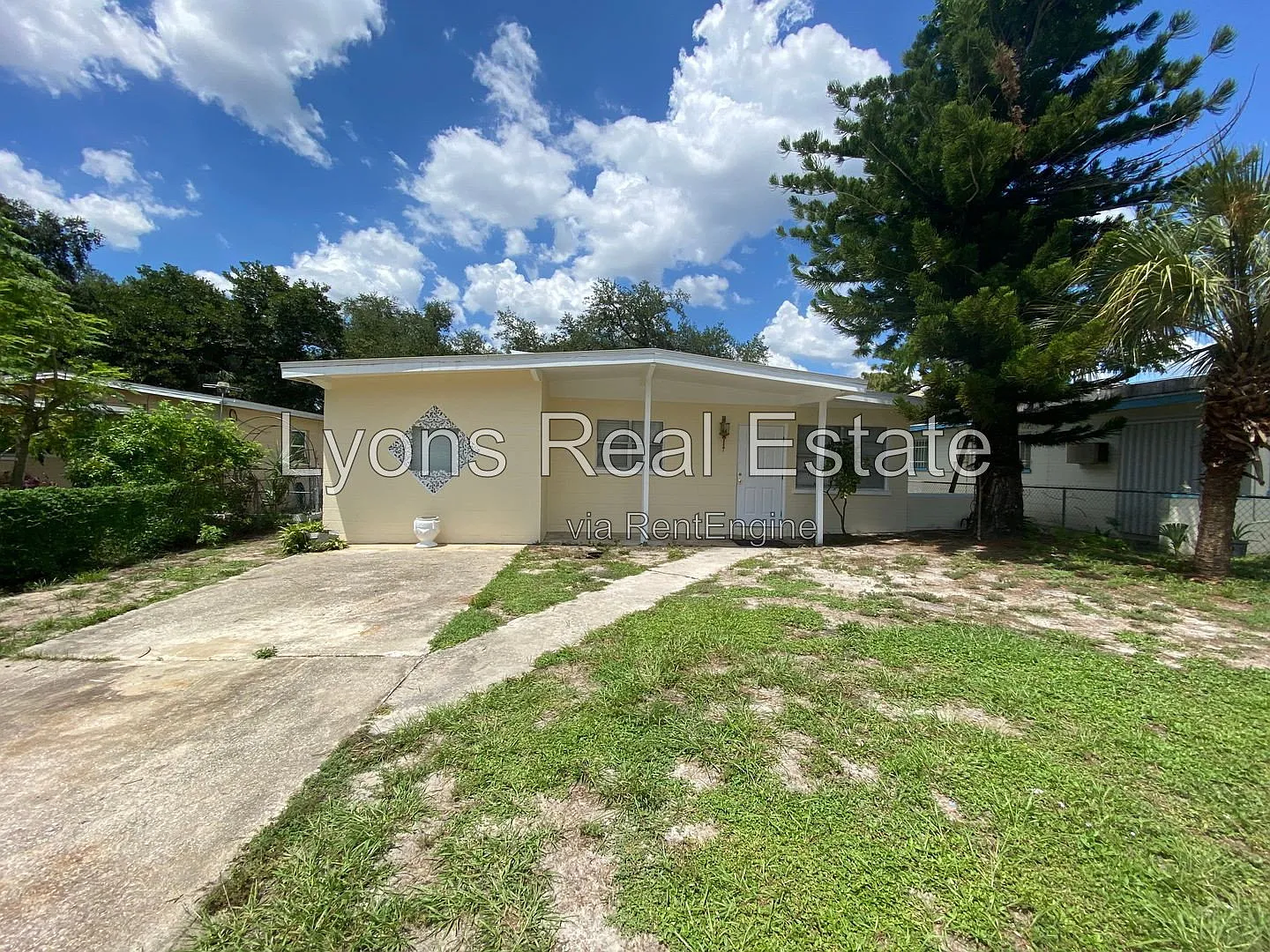 3 bed, 1.0 bath, 1161 sqft, $1,395 — Photo 2
