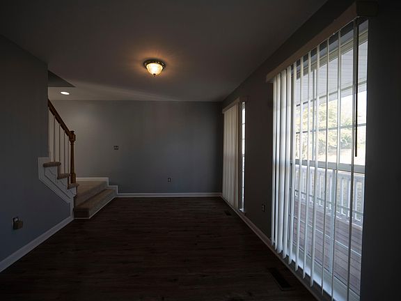 3rd image of 7316 Harvest Ln