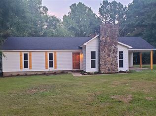 3596 Meade Lake Rd, Millington, TN 38053