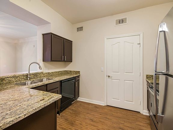 2nd image of 200 Northpines Dr APT 1026