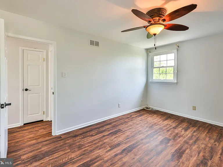 9898 Wistaria St — Photo 26