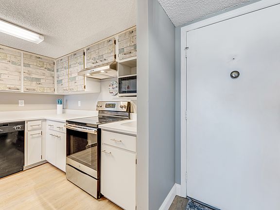 3rd image of 3100 Ocean Shore Blvd Unit 1-201