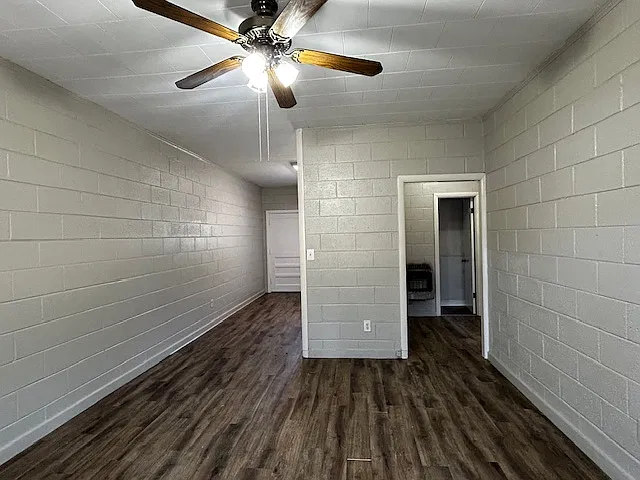 2 bed, $600 — Photo 2