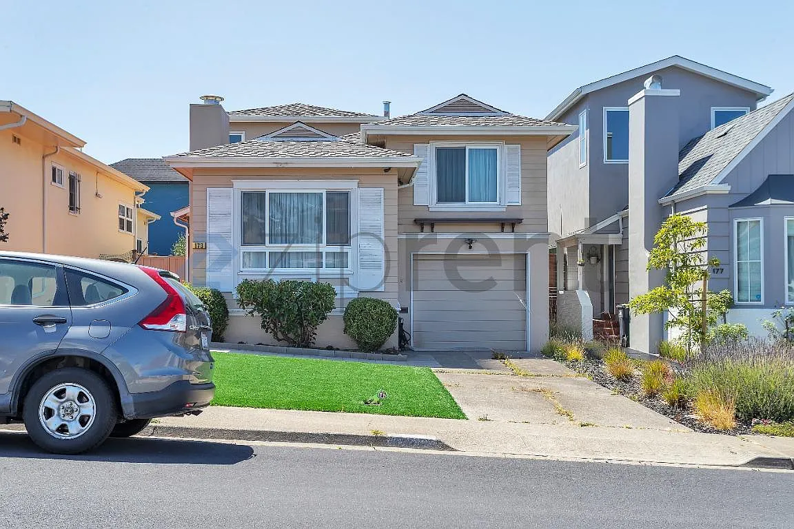 2 bed, 800 sqft, $3,200 — Photo 2