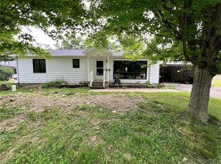 122 Broadway Rd, Gowanda, NY 14070