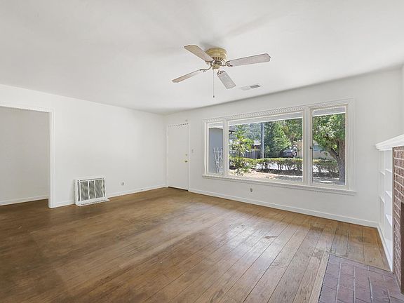 2nd image of 1640 Hill Road
