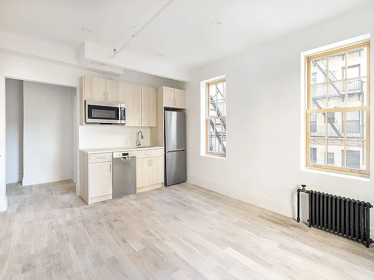 50 Clark St #2A — Photo 4