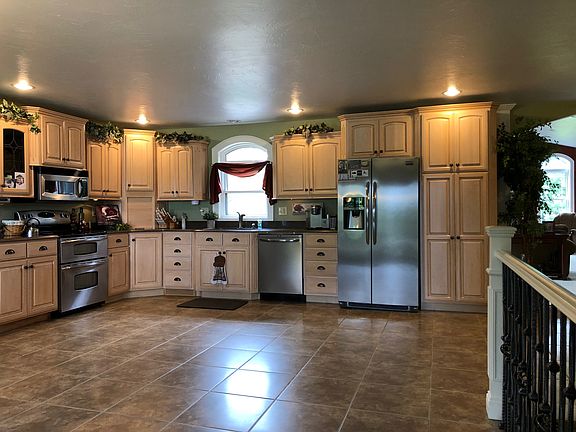 3rd image of 59263 County Road 31