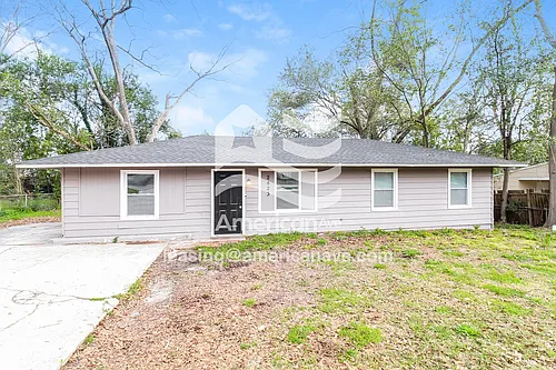 2423 Adger Rd Photo 1
