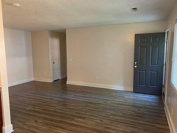 2nd image of 203A Lindbeth Dr