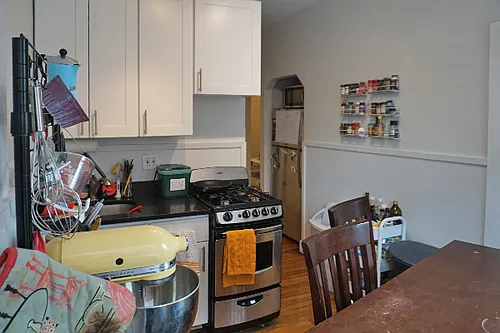 98 Willow St #2 Photo 1
