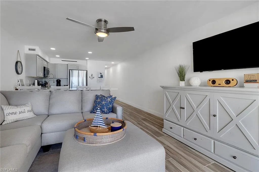1 bed, 1.0 bath, 624 sqft, $6,500 — Photo 4