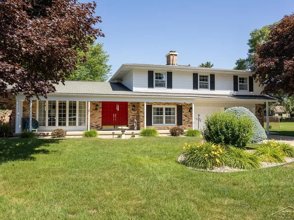 4900 Crutchfield Dr, Saginaw, MI 48638