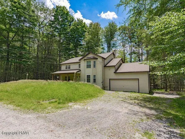 210 Pontiac Path, Pocono Lake, PA 18347
