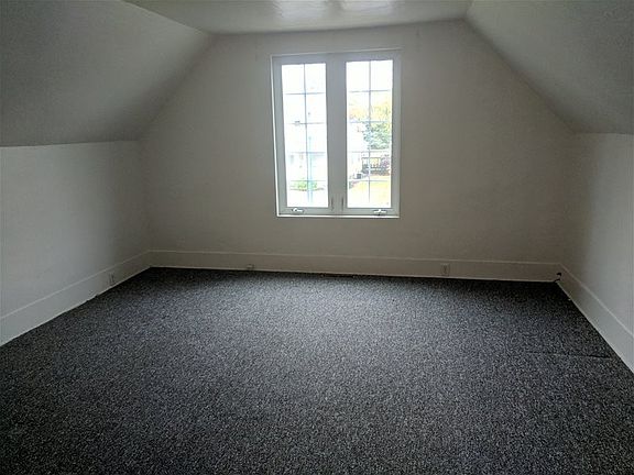 5th image of 114 W Main Ave APT 3