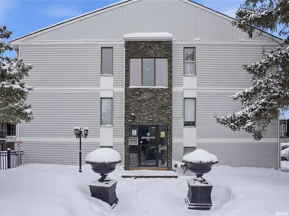 UNIT 106-254 Pinehouse PLACE, Saskatoon, SK S7K 4X1