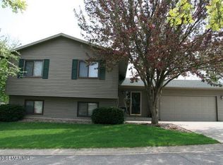 4515 Glen Ln NW, Rochester, MN 55901