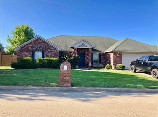 1441 Buckingham Ln, Kaufman, TX 75142